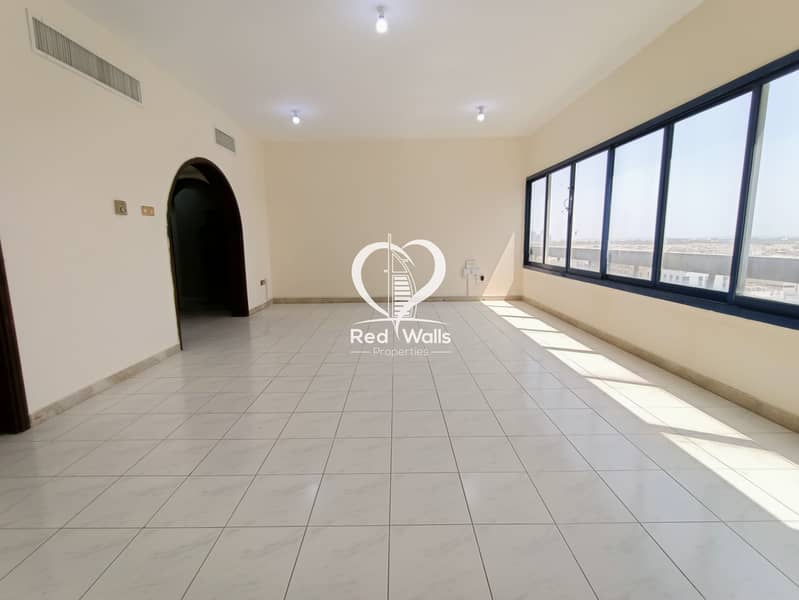 Amazing 2BHK Flat with Balcony is available Opposite Al Wahda