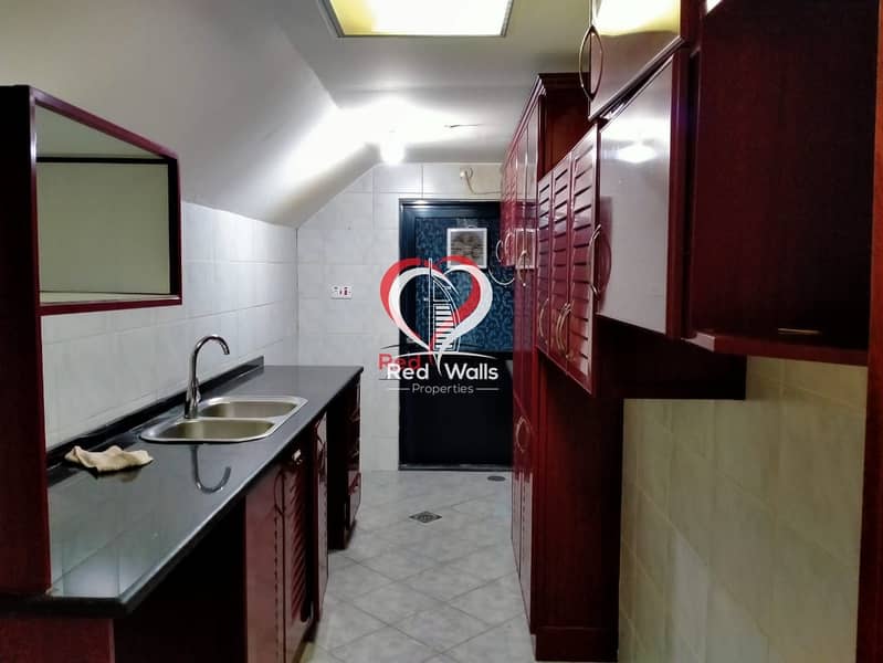 4 Big One Bedroom Hall Apartment Available in Al Mushrif Opposite to Mushrif Mall: