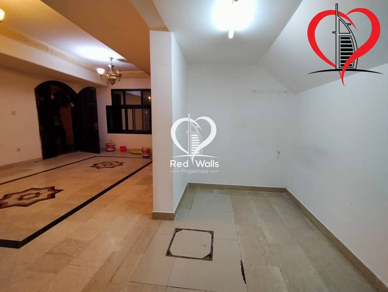10 Big One Bedroom Hall Apartment Available in Al Mushrif Opposite to Mushrif Mall: