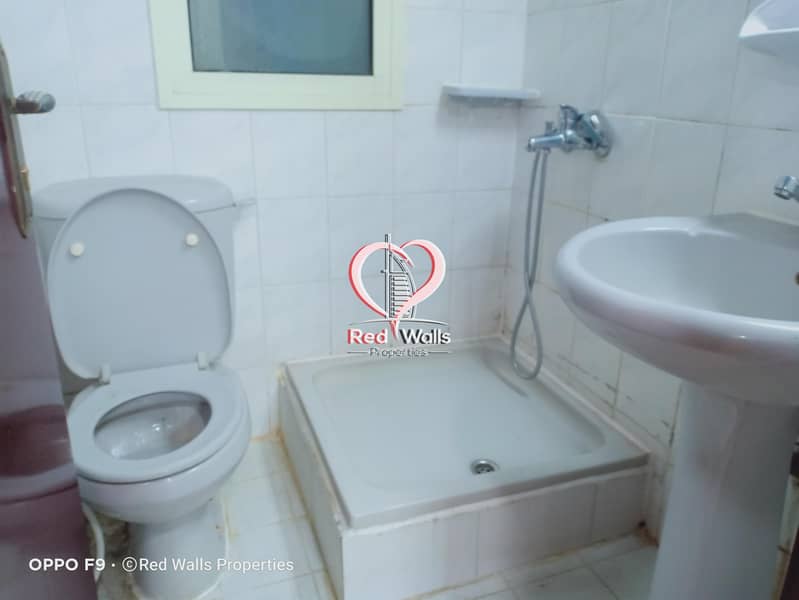 30 Onw Month Free Fabulous 3BR Hall Apartment