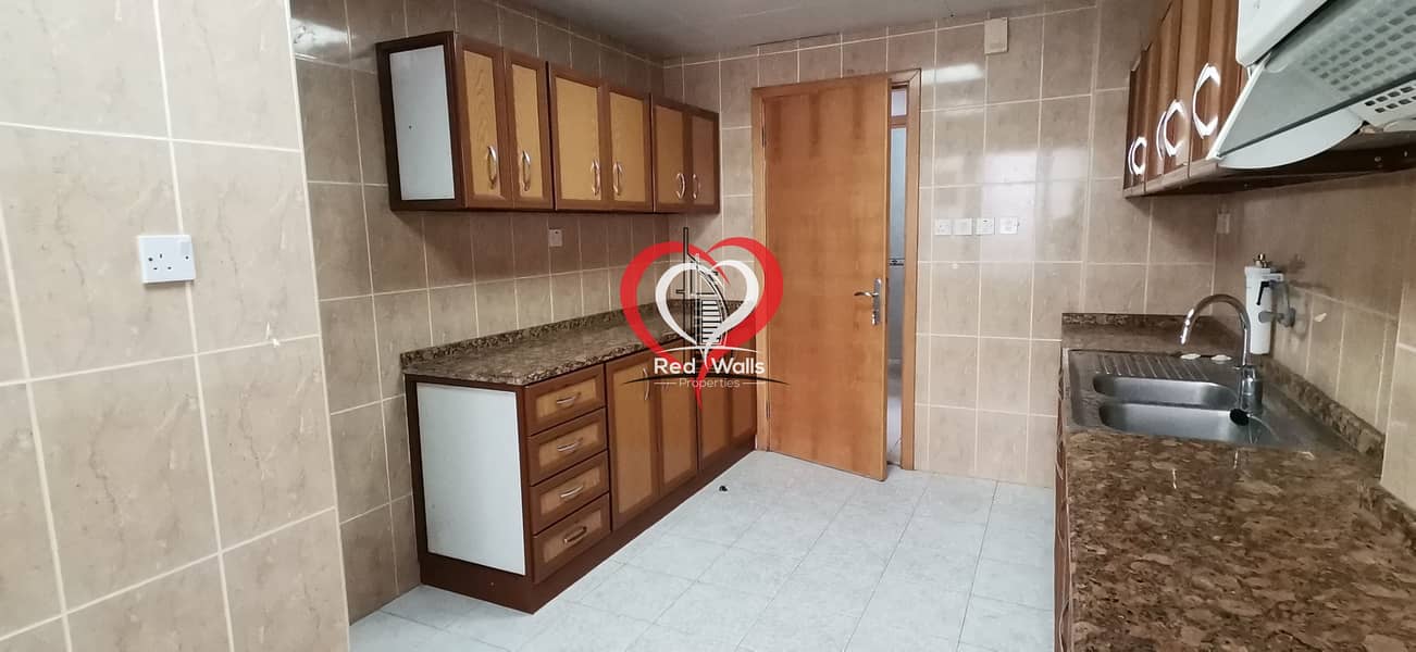 23 Luxury 3bhk Apartment With Parking With laundry area