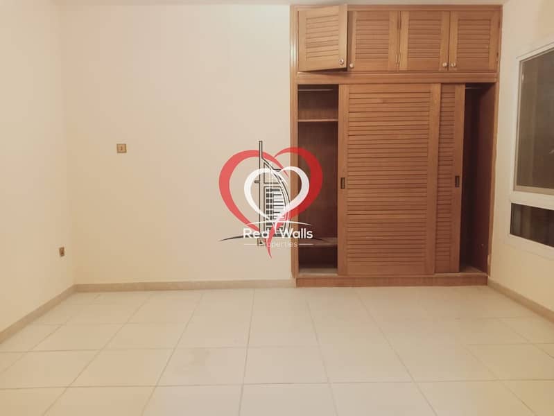 7 Superb Studio Apartment available in Al Karamah Near Nation Hospital: