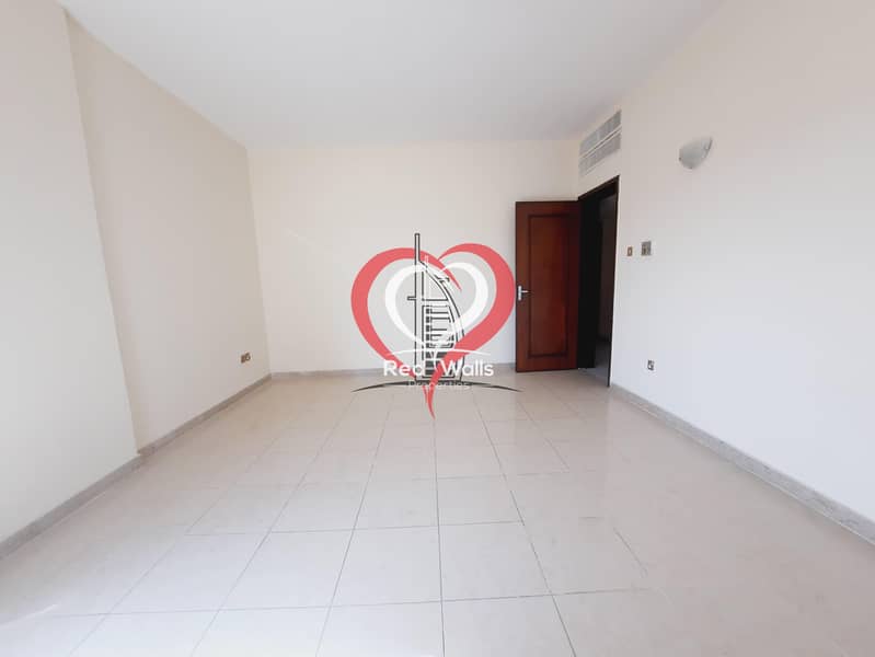 8 Brilliant Four Bedrooms Hall Apartment on Muroor Road near Alwahda Mall.