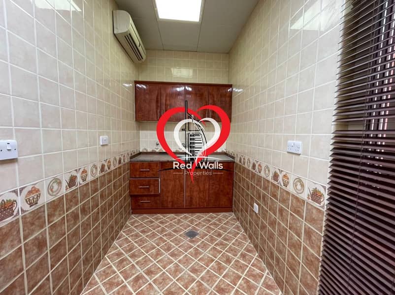 17 5 BEDROOM VILLA WITH BEAUTIFUL KITCHEN AND BATHROOM LOCATED AT KHALIFA CITY A.