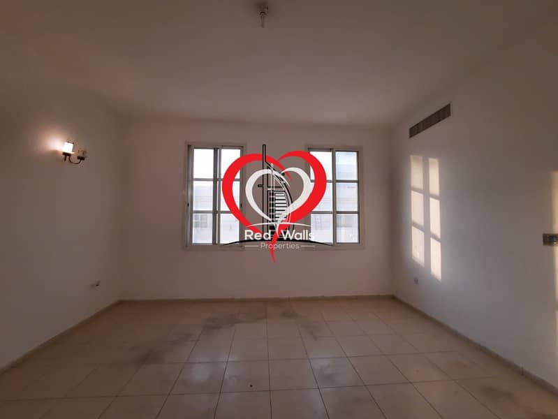 BIG STUDIO WITH SEPARATE KITCHEN AND BATHROOM LOCATED AT AL NAHYAN.