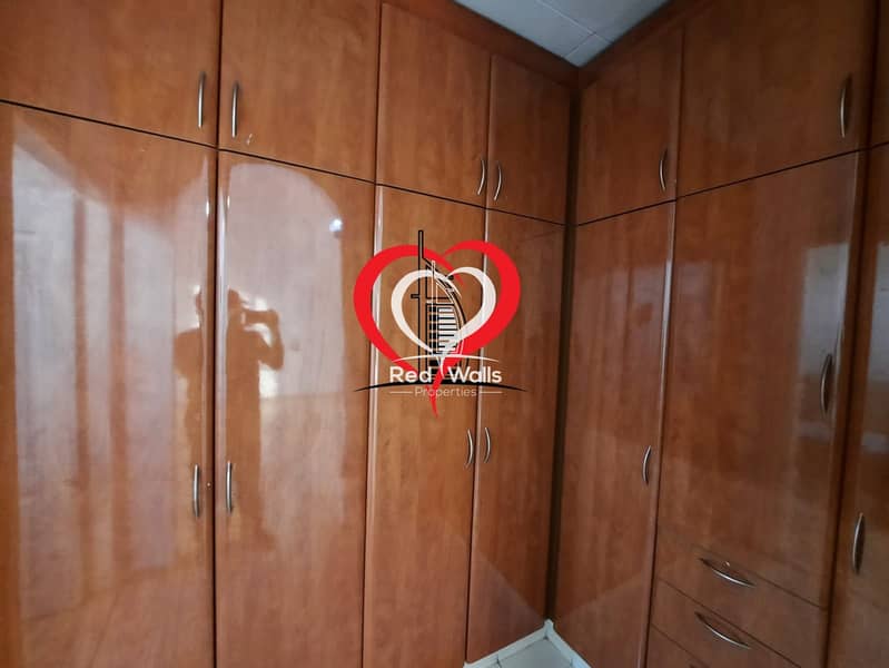 8 BIG STUDIO WITH SEPARATE KITCHEN AND BATHROOM LOCATED AT AL NAHYAN.