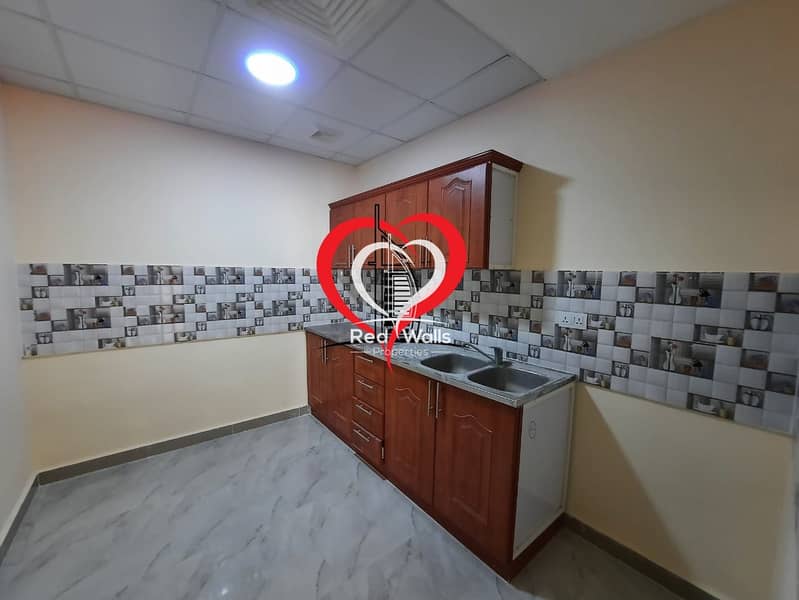 9 1 BHK APPARTMENT WITH NICE KITCHEN LOCATED AT AL NAHYAN.