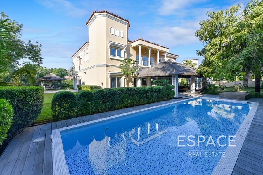 Pool l Stunning Upgrades l Luxury Finish Pool l Stunning Upgrades l Luxury Finish