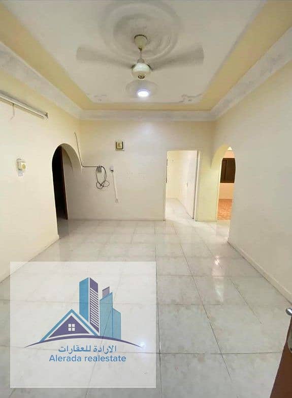 A large villa for rent in the Emirate of Ajman, Al Mowaihat area, close to the main street and close to services