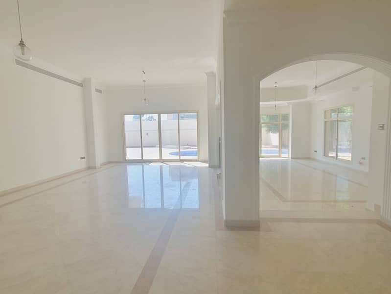 2 Spacious 4BHK Compound with garden in al sufouh 2 rent is 175k