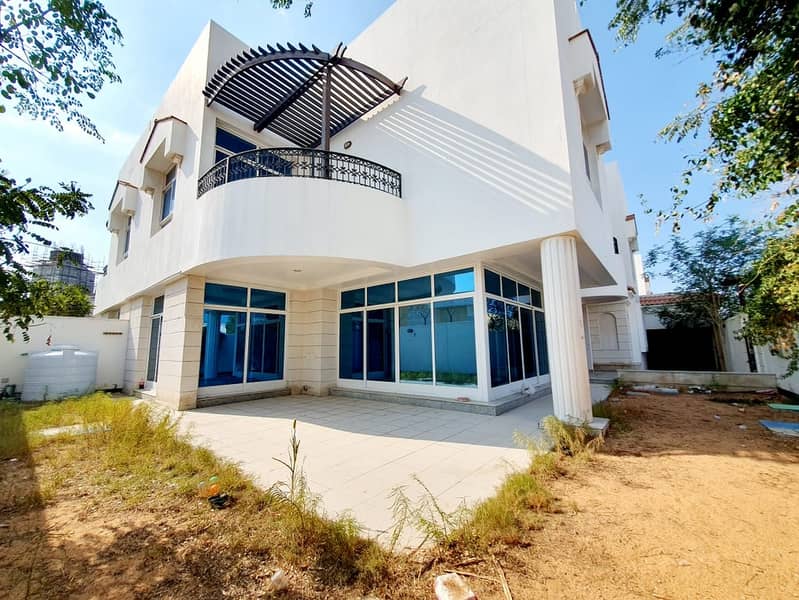 5bhk Compound  Villa in Jafliya Rent is 180k