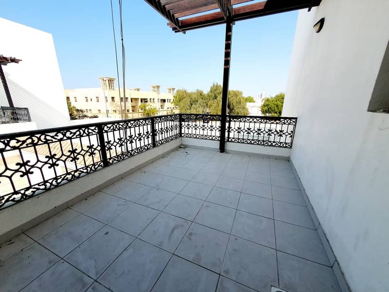 13 5bhk Compound  Villa in Jafliya Rent is 180k
