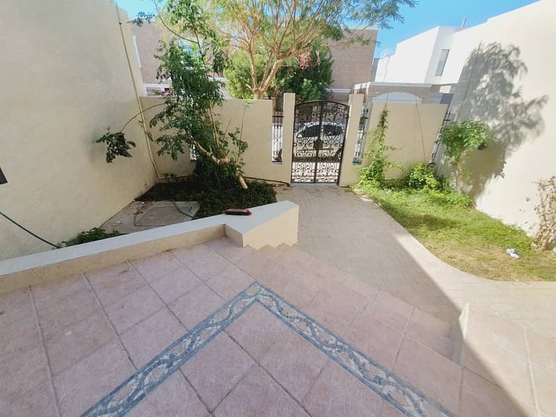 14 3bhk compound villa in manara with s. pool and p. garden  rent is 160k