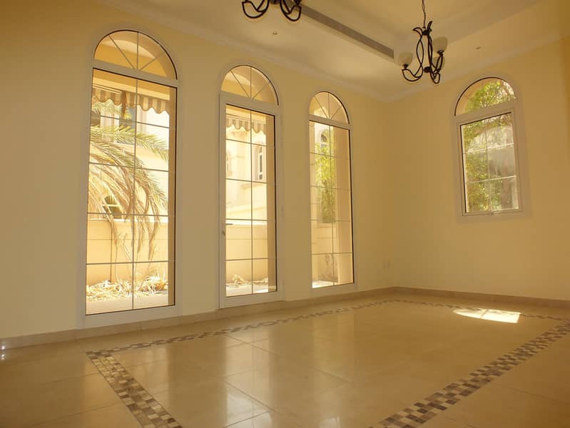 3 High Quality  property  independent 6bhk villa in safa 1 with P . garden  & S. pool rent is 250k