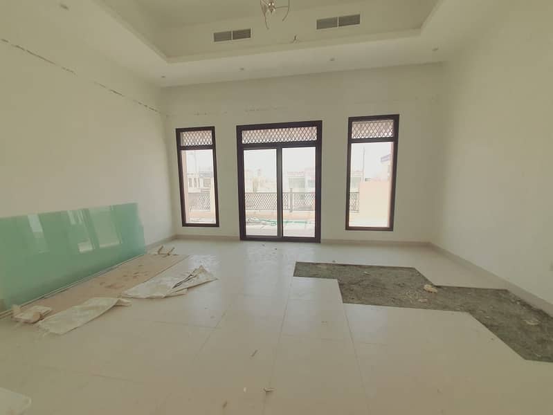 2 umeirah beach road  commercial villa for rent in umm suqaim 1 rent is 350k