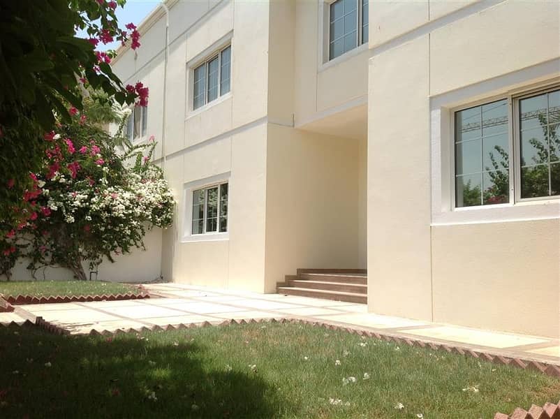 14 Independent 5bhk with study & p. pool and graden in jumeirah 1 rent is 230k