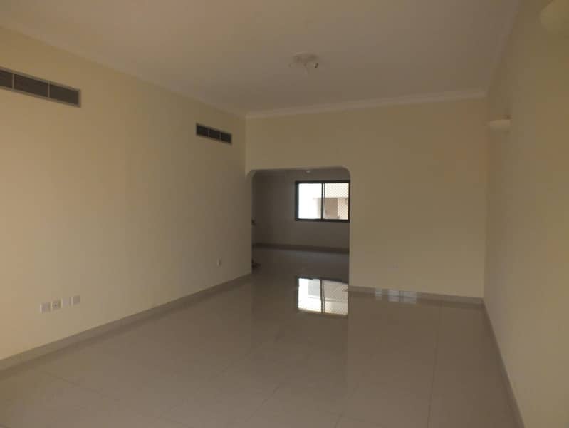 4 Compound 4bhk villa with p . garden s. pool in safa 2 rent is 180k