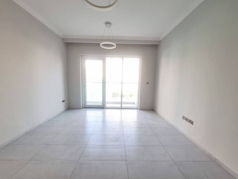 Luxury 1BHK with balcony by 6 chqs Luxury 1BHK with balcony by 6 chqs