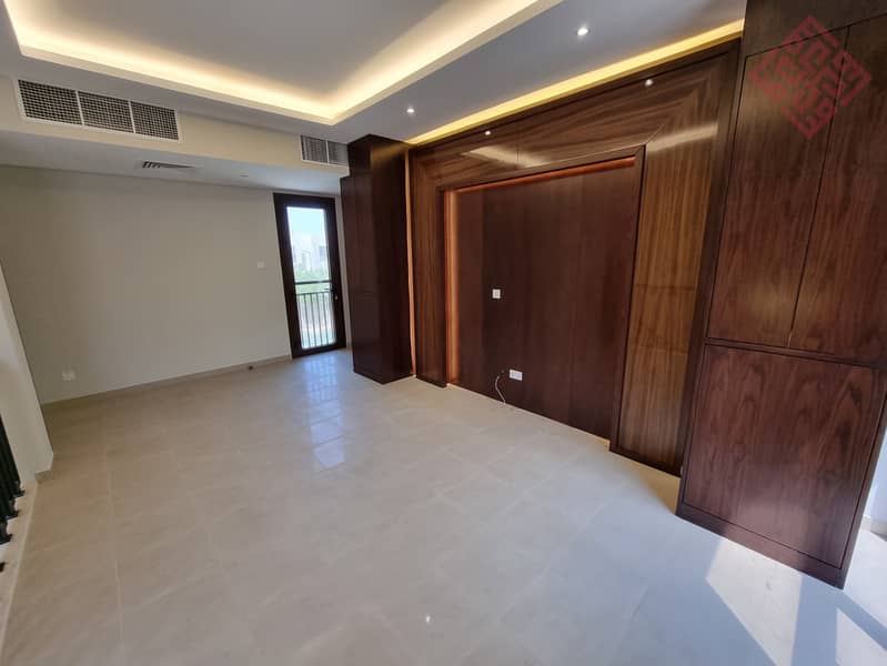 Specious 5 Bedroom Villa With Maid Room Available For Rent In Al Zahia