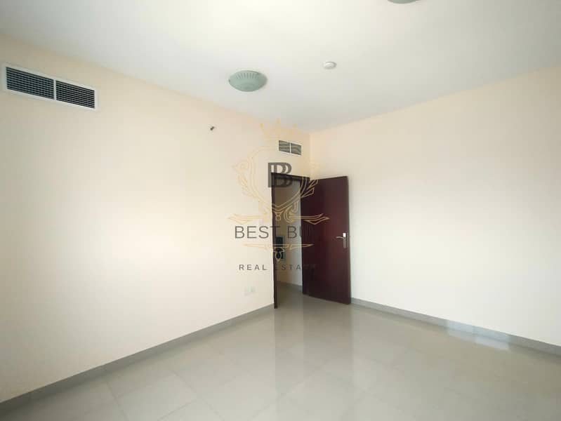LAVISH APARTMENT!! WITH BALCONY ONE BHK WITH ONE MONTH FREE JUST 20K IN AL QASIMIA