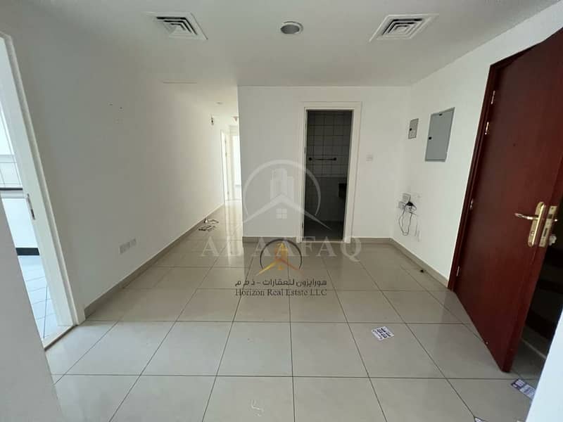 Квартира в Аль Маджаз，Аль Маджаз 3, 2 cпальни, 42000 AED - 6794273