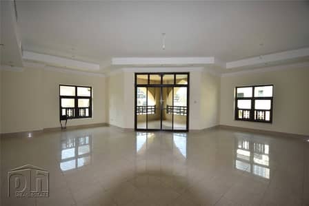 Incredible 3 bed+Maid's | Old Town Islands Incredible 3 bed+Maid's | Old Town Islands