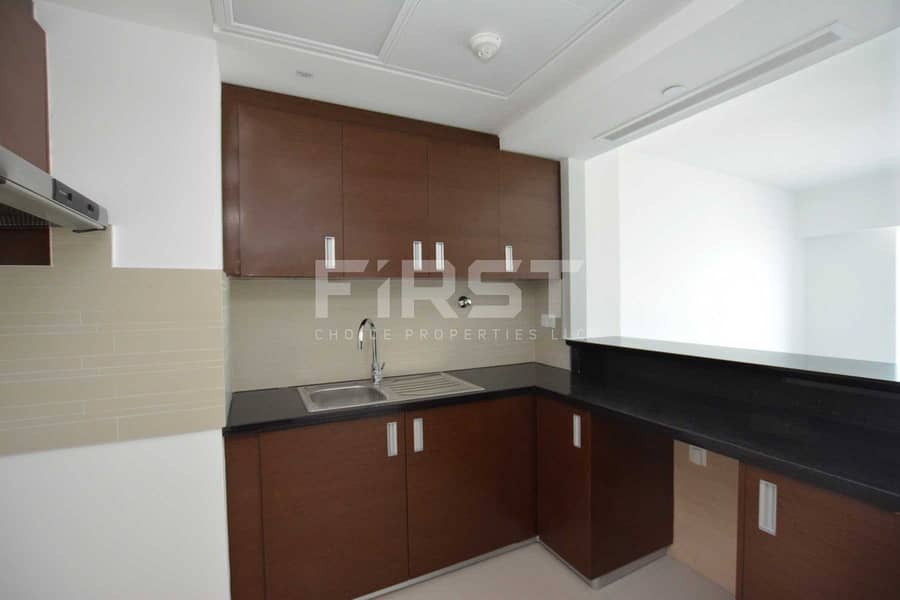 4 Internal Photo of 1 Bedroom Apartment in The Gate Tower Shams Abu Dhabi Al Reem Island Abu Dhabi (9). jpg