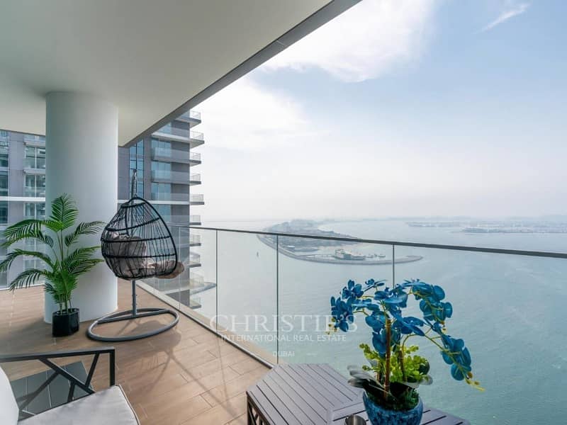 Contemporary Aesthetics. Direct Palm Views. Vacant. Contemporary Aesthetics. Direct Palm Views. Vacant.
