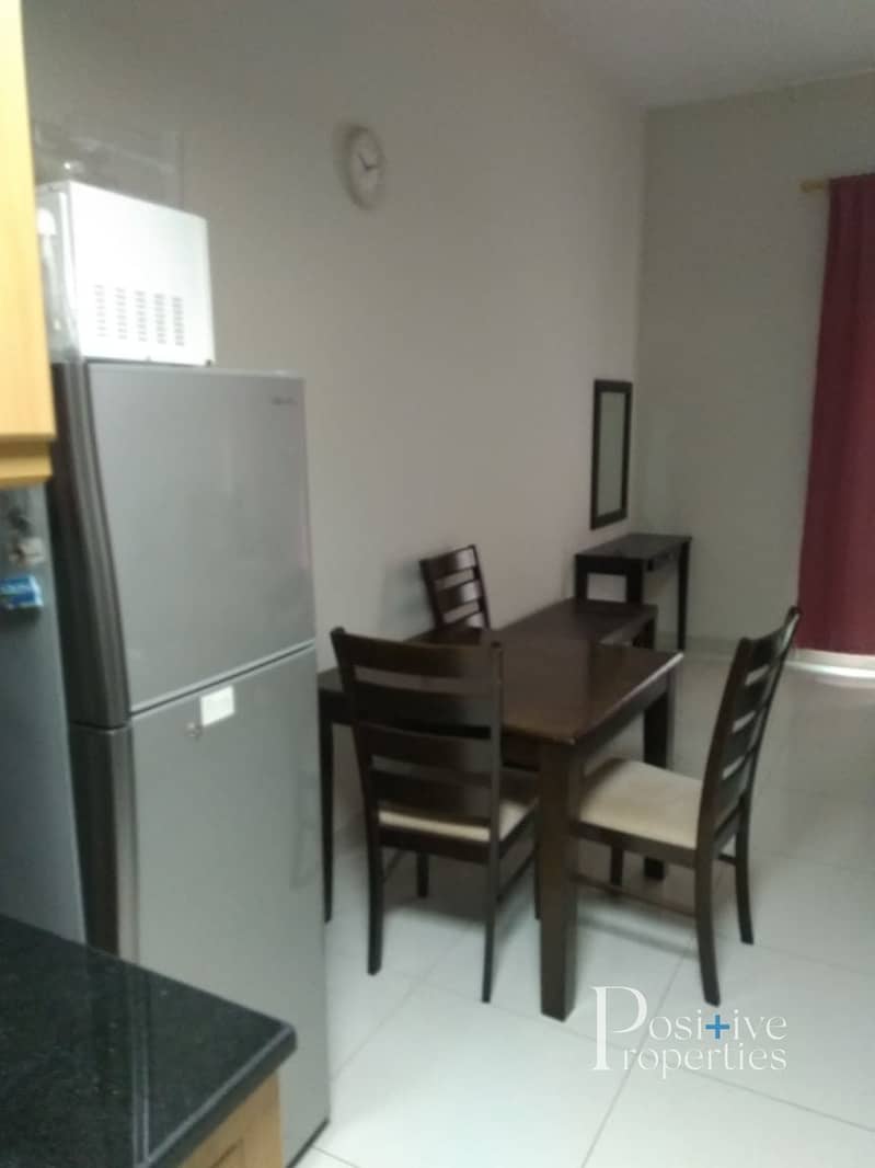 5 CLEAN AND WELL MAINTAINED STUDIO | WITH BALCONY