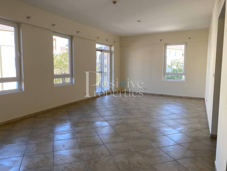 2 Well Maintain / Huge Balcony / Close to Pool or Garden