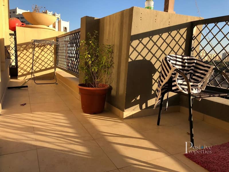 11 1 Bed | Fully Upgraded | Balcony with Terrace