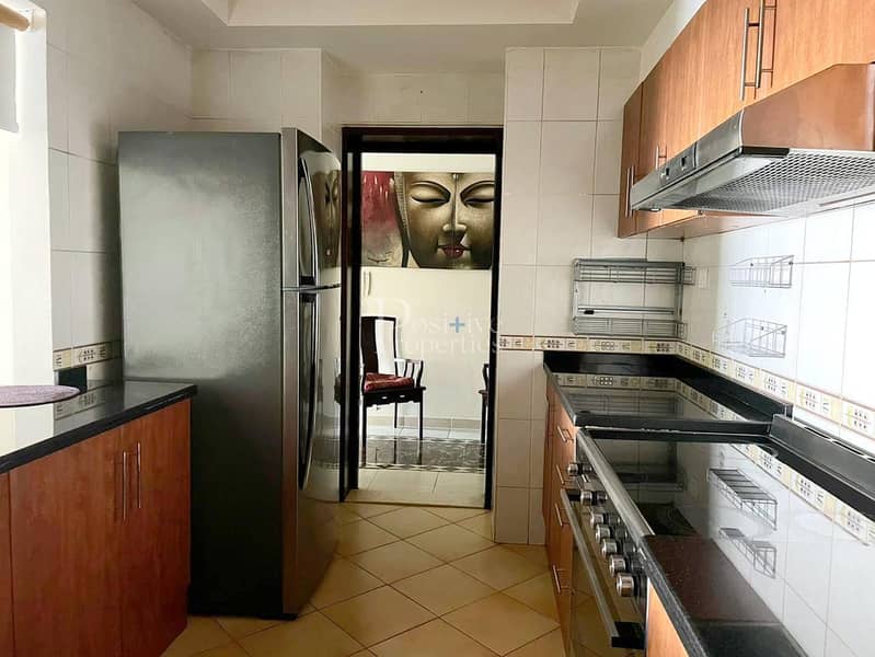 25 Spacious 3 Bed| Best deal | Fully furnished
