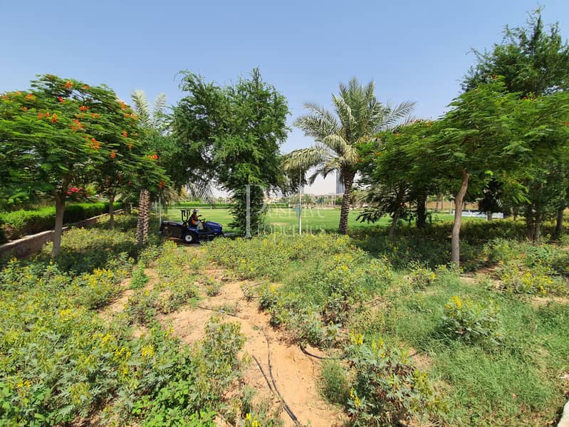 13 Great Location| Large Plot| Landscaped