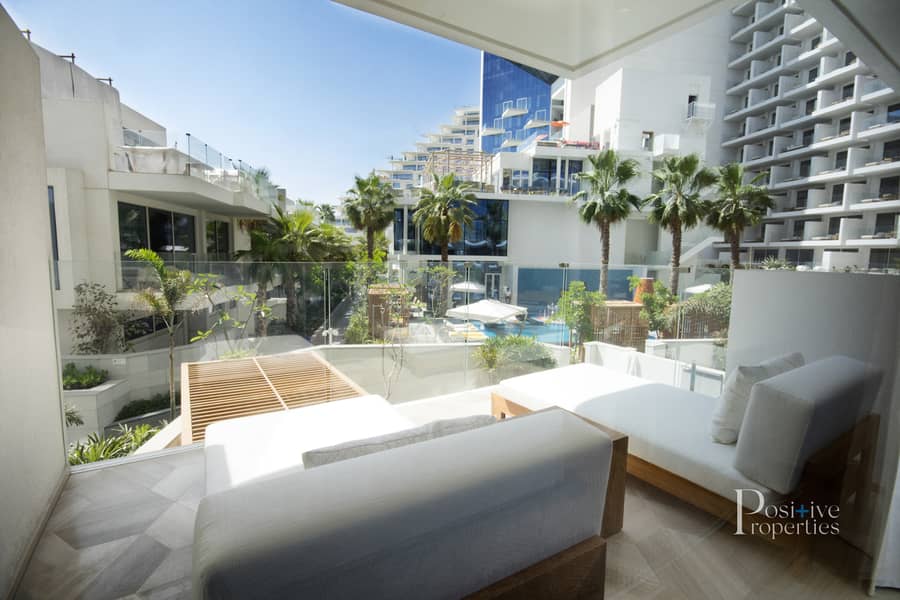Pool Views| View Today| Immaculate 2 Bed