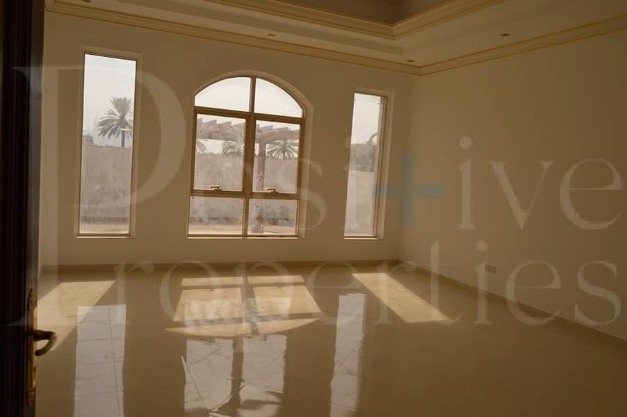 4 Brand New|Luxurious villa|With Pool|Prime Location