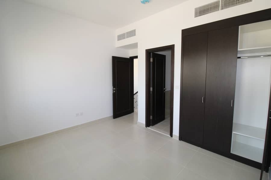 3 TYPE C | AT PRIME LOCATION | NEAR TO PARK AND POOL