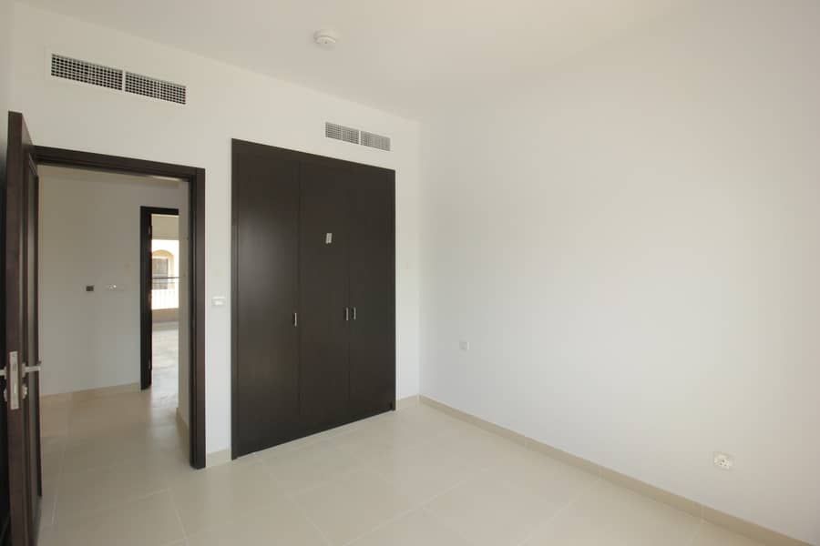 6 TYPE C | AT PRIME LOCATION | NEAR TO PARK AND POOL