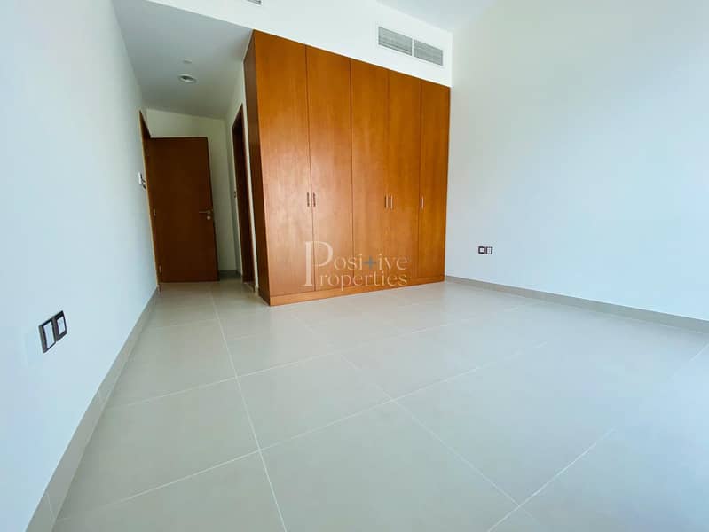 2 READY TO MOVE|SPACIOUS AND ELEGANT 2 BED |CLOSE TO SHEIK ZAYED ROAD