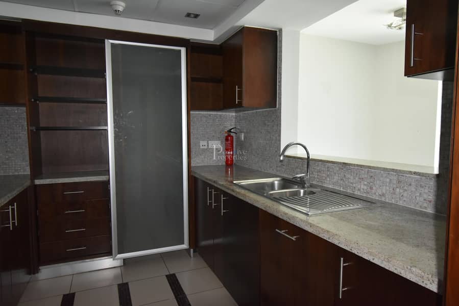 4 Great Location | Chiller free | Spacious Apartment