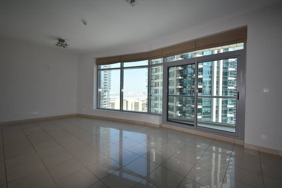 6 Great Location | Chiller free | Spacious Apartment