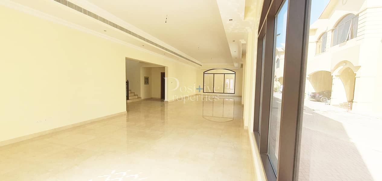 2 2 MONTHS FREE | READY TO MOVE |SPACIOUS 6 BHK