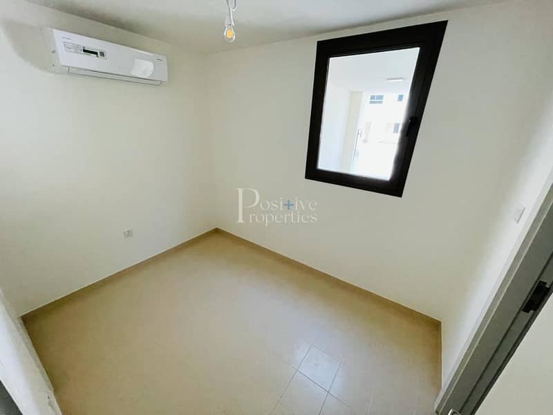 5 EXCLUSIVE 3 BR | SINGLE ROW | POOL&PARK