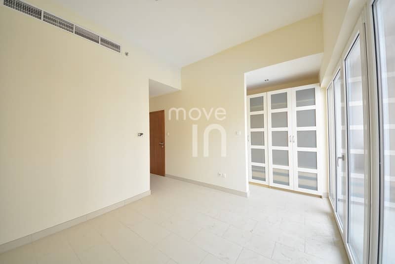 6 VACANT | Bright 2 Bed Duplex plus Maid | 3 Parkings