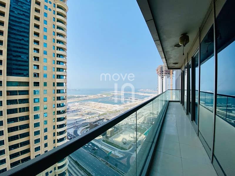 20 Stunning SEA and Bluewater views|Full Length Balcony