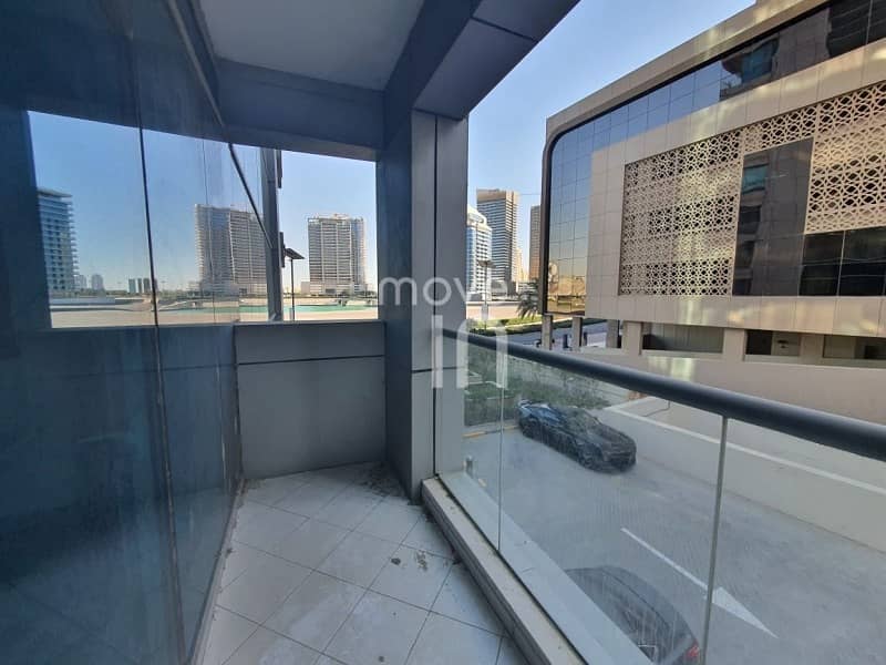 13 6 Chqs Canal and Garden Views 2 Bed w 2 Balconies