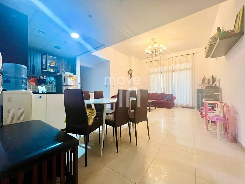 Well Maintained 2 Bed|Upgraded Kitchen|Balcony|High Floor