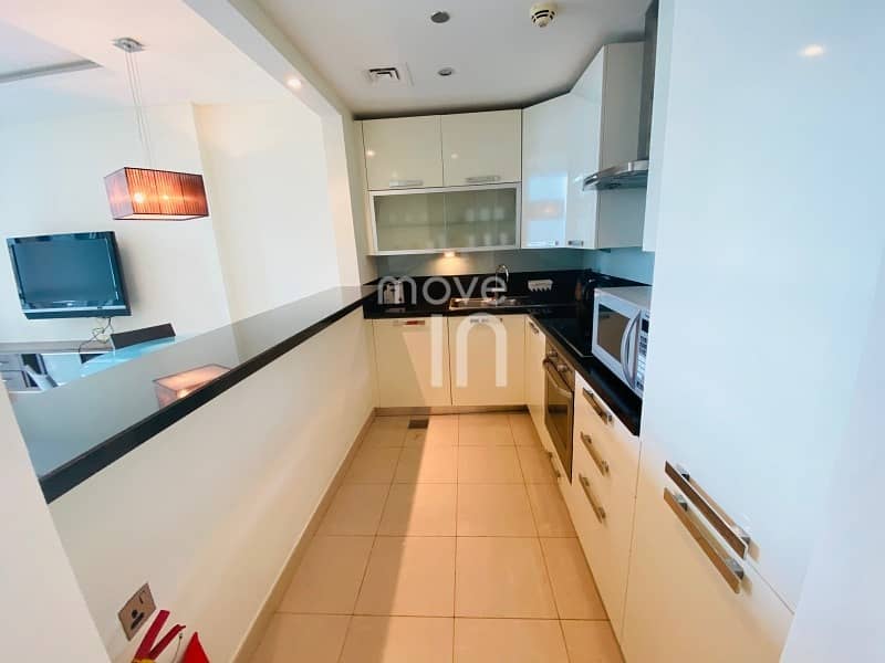 6 Stunning Fully Furnished 1 Bed - High Floor
