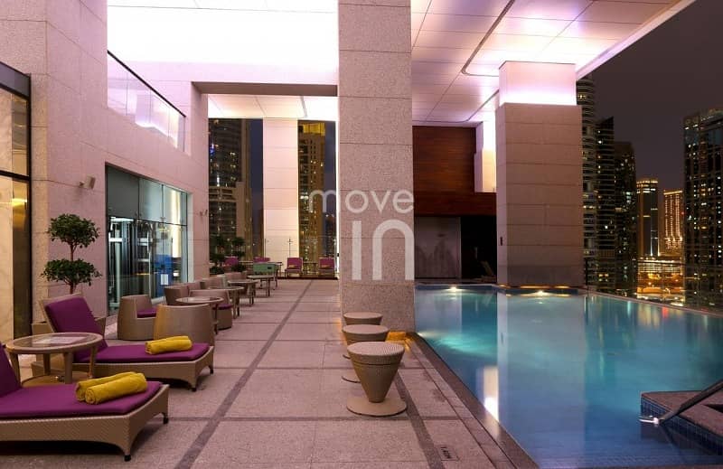 17 Stunning Fully Furnished 1 Bed - High Floor