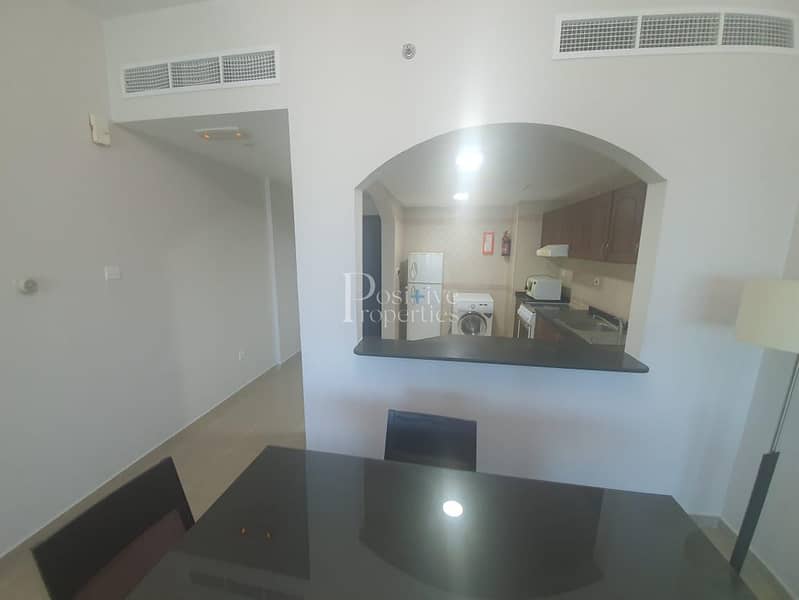 15 Well Maintained Fully Furnished 2 Bed For Rent