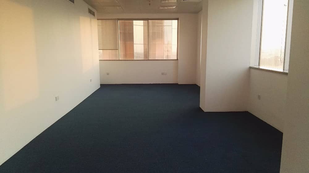 500 Sqft OFFICE WITH FREE DEWA, CHILLER NEAR METRO STATION